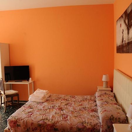 Andrea Affittacamere E B&B Solignano Nuovo Zewnętrze zdjęcie