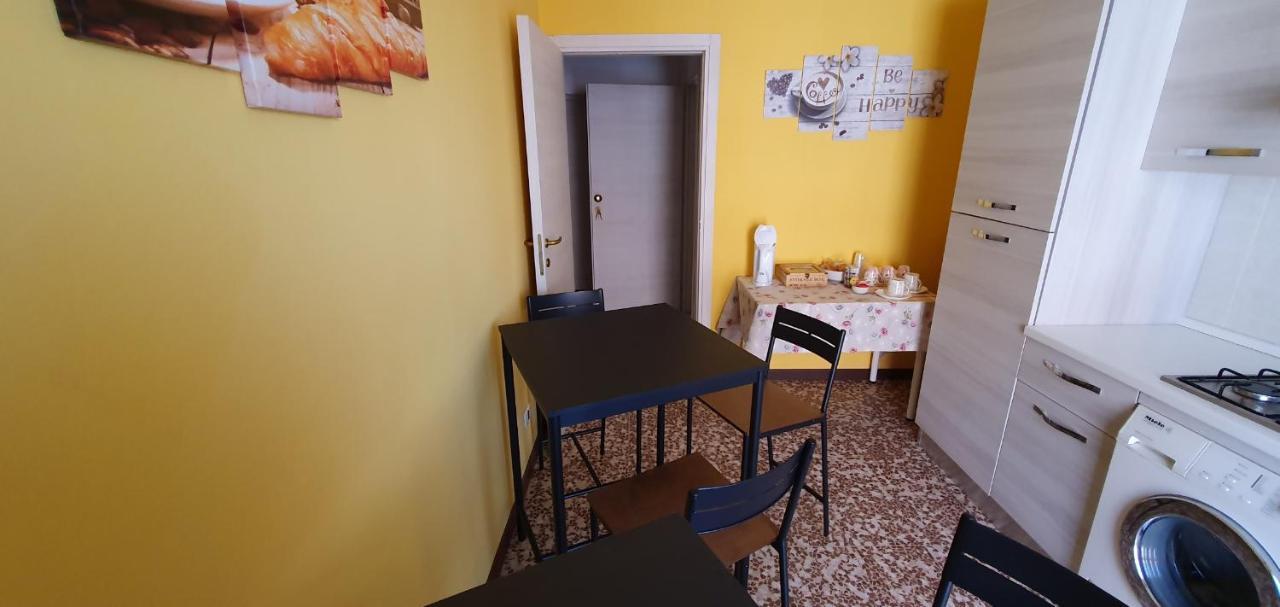 Andrea Affittacamere E B&B Solignano Nuovo Zewnętrze zdjęcie