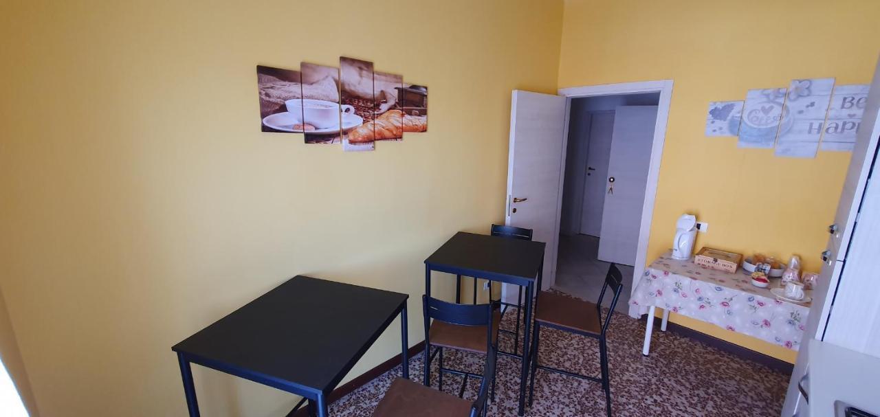 Andrea Affittacamere E B&B Solignano Nuovo Zewnętrze zdjęcie