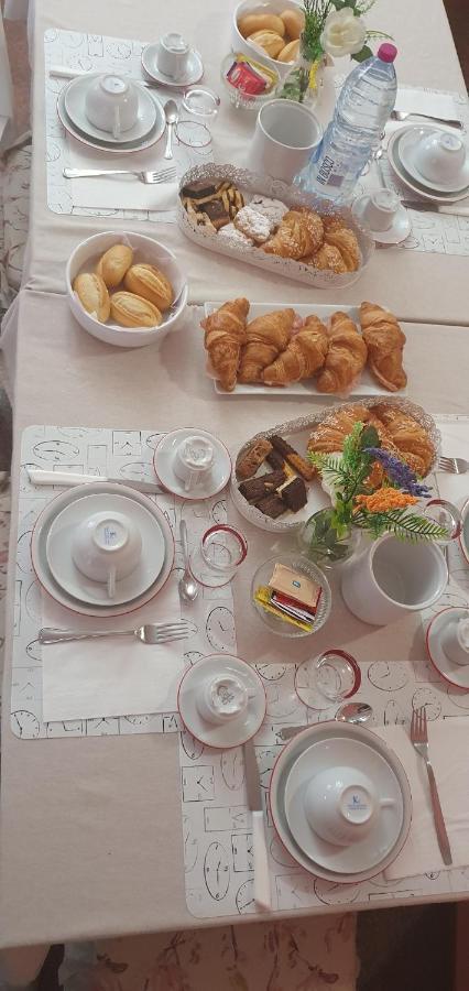 Andrea Affittacamere E B&B Solignano Nuovo Zewnętrze zdjęcie