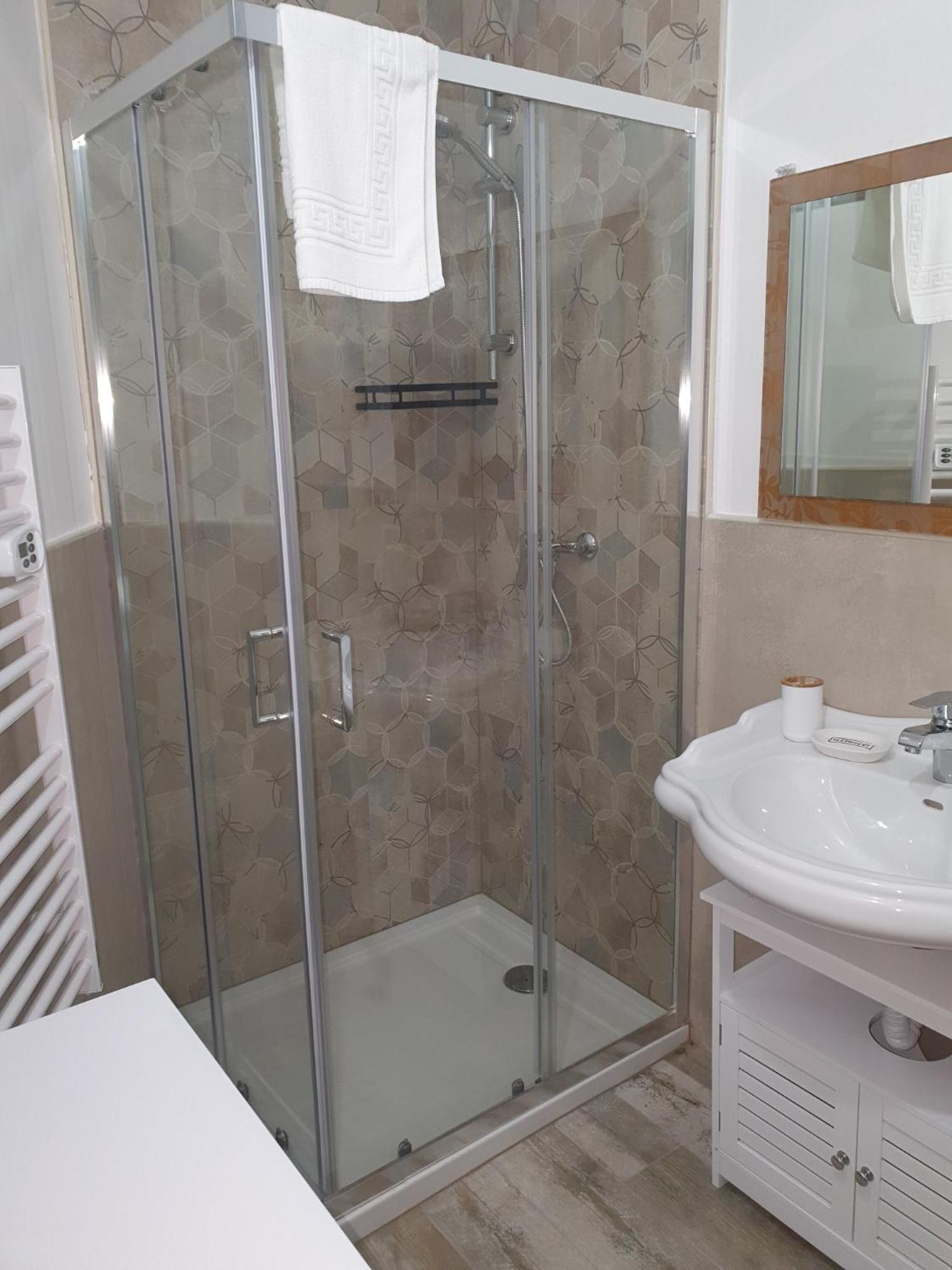 Andrea Affittacamere E B&B Solignano Nuovo Zewnętrze zdjęcie